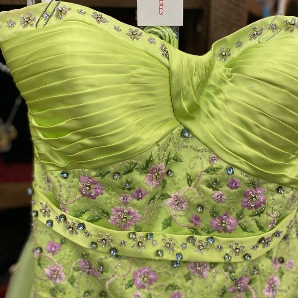 14-16 Precious Formals green strapless dress - Picture 4 of 7